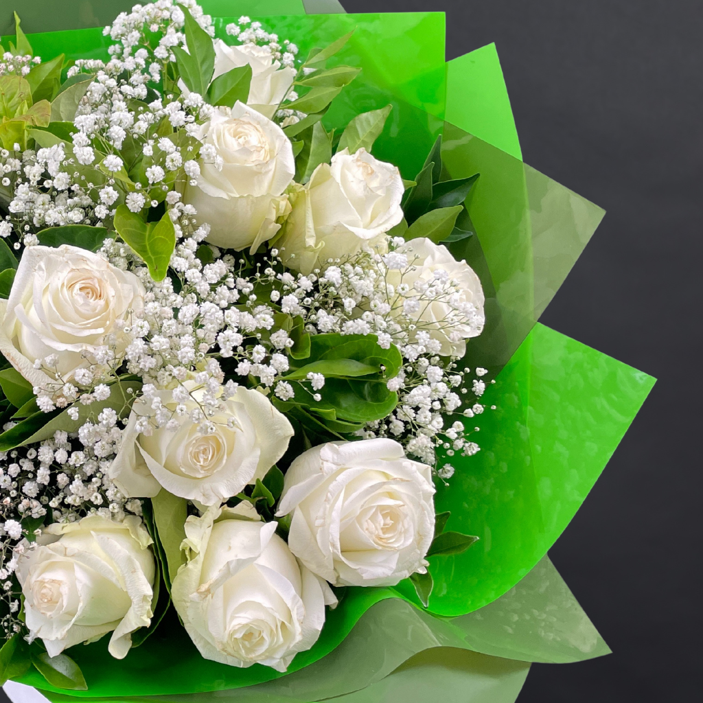 Elegant Columbia Roses Collection- WHITE - 12 STEMS